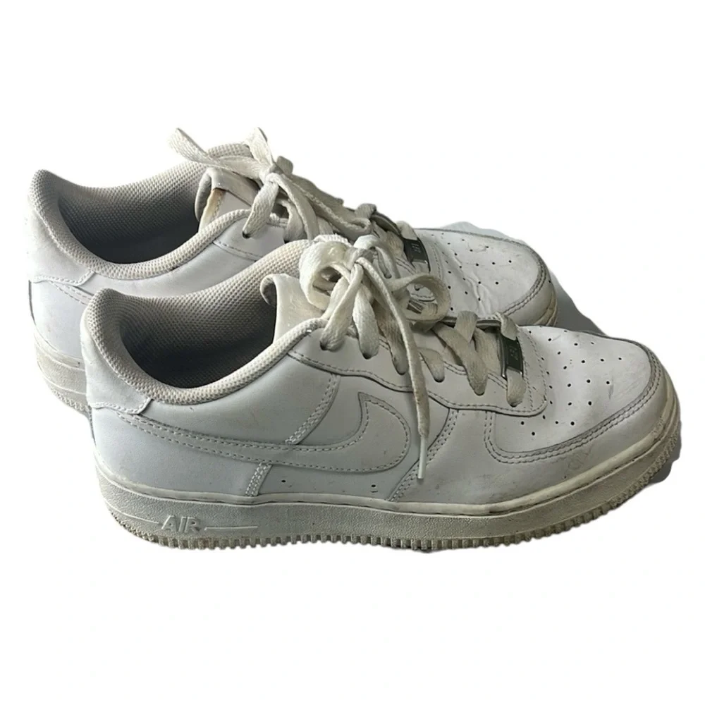 Nike White Leather Sneakers with Ventilation